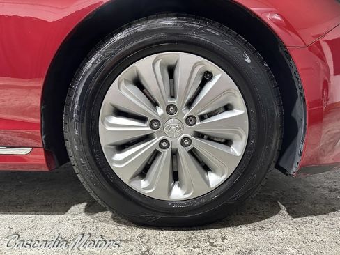 Used 2016 Hyundai Sonata SE FWD image 30