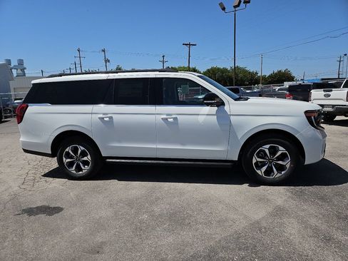 New 2027 Ford Expedition Max Active RWD image 14