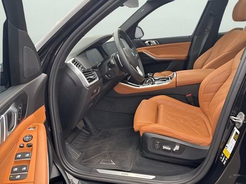 Used 2023 BMW X5 xDrive40i w/ Premium Package AWD/4WD image 11