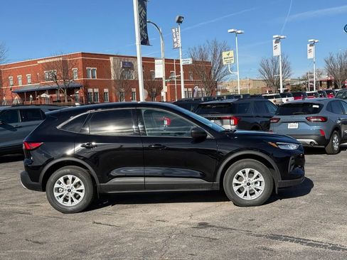 New 2026 Ford Escape Active image 2