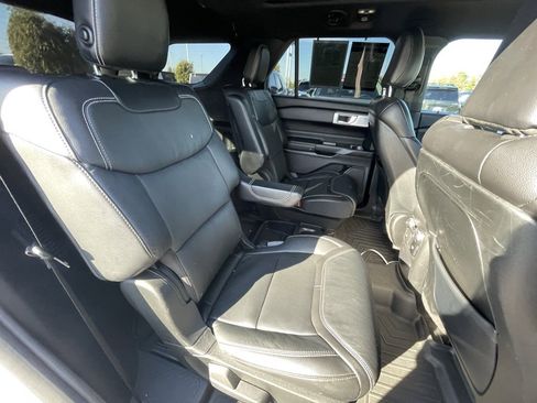 Used 2020 Ford Explorer ST w/ ST Street Pack image 28