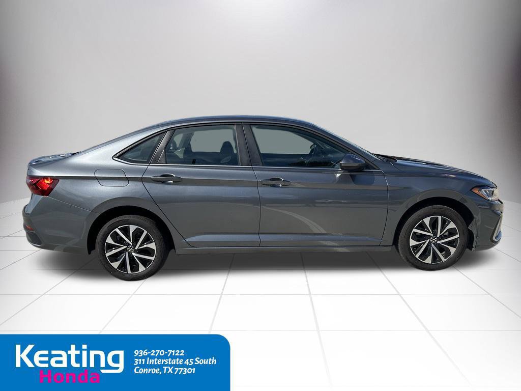 Used 2025 Volkswagen Jetta S FWD image 4