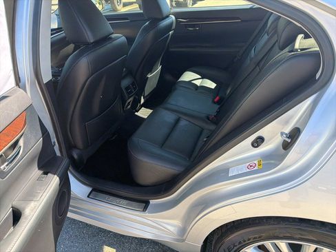 Used 2013 Lexus ES 350 w/ Luxury Pkg FWD image 5