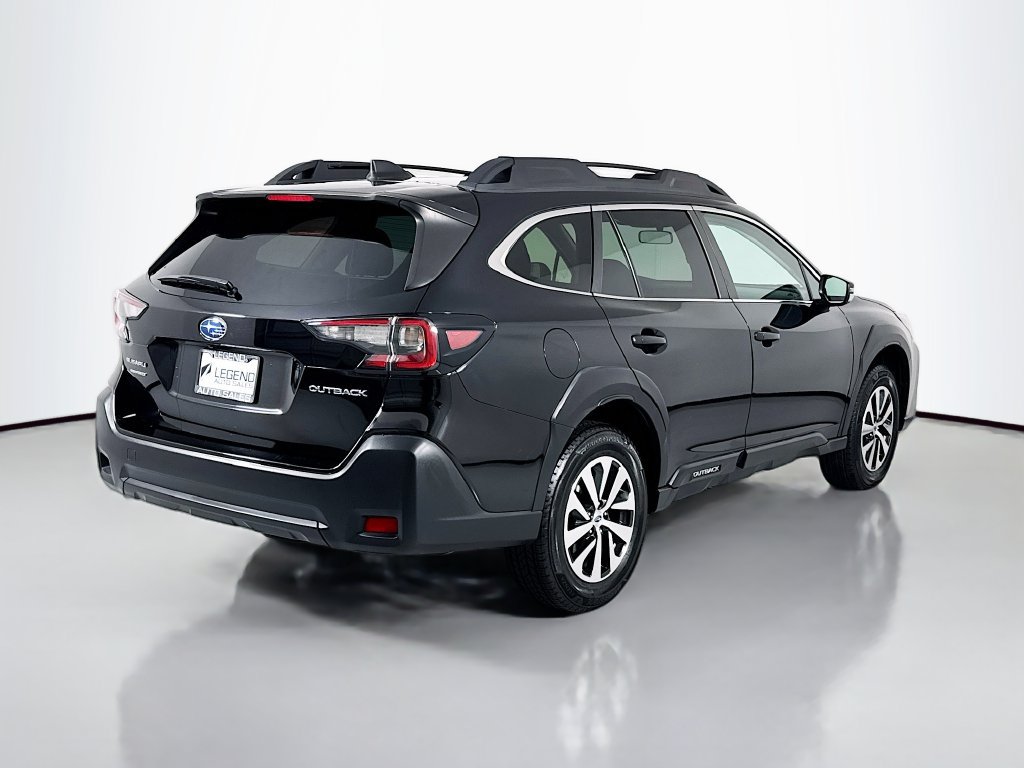 Used 2023 Subaru Outback Premium AWD/4WD image 6