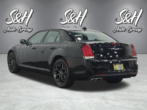 Used 2020 Chrysler 300 S AWD/4WD image 18
