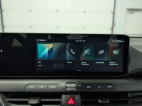 Used 2025 Kia K4 FWD image 20