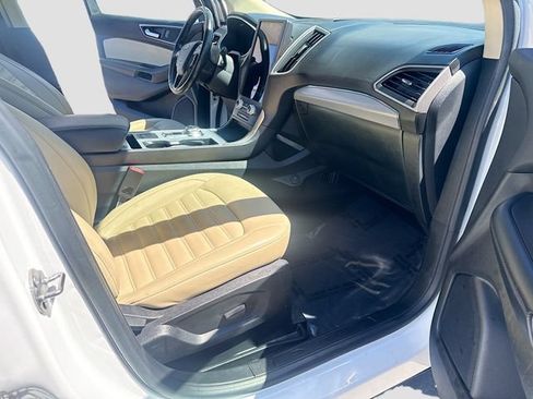 Used 2021 Ford Edge SEL AWD/4WD image 24