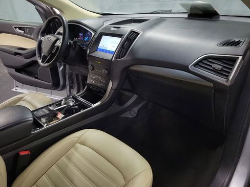 Used 2020 Ford Edge SEL w/ Convenience Package image 23