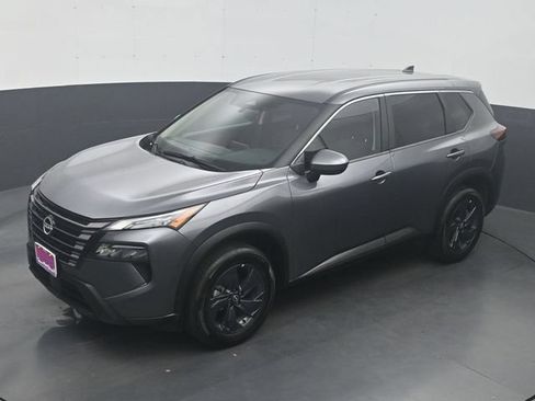 Used 2026 Nissan Rogue SV FWD image 20