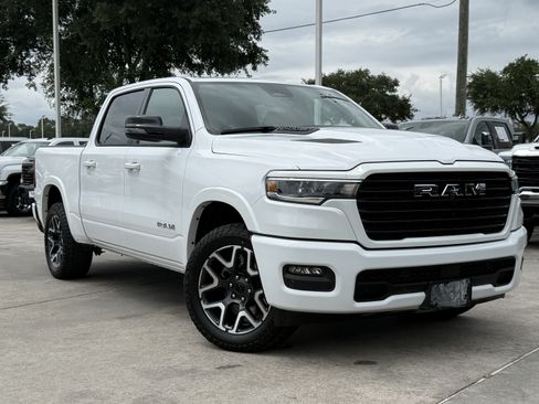Used 2025 RAM 1500 Laramie w/ Sport Appearance Package AWD/4WD image 2