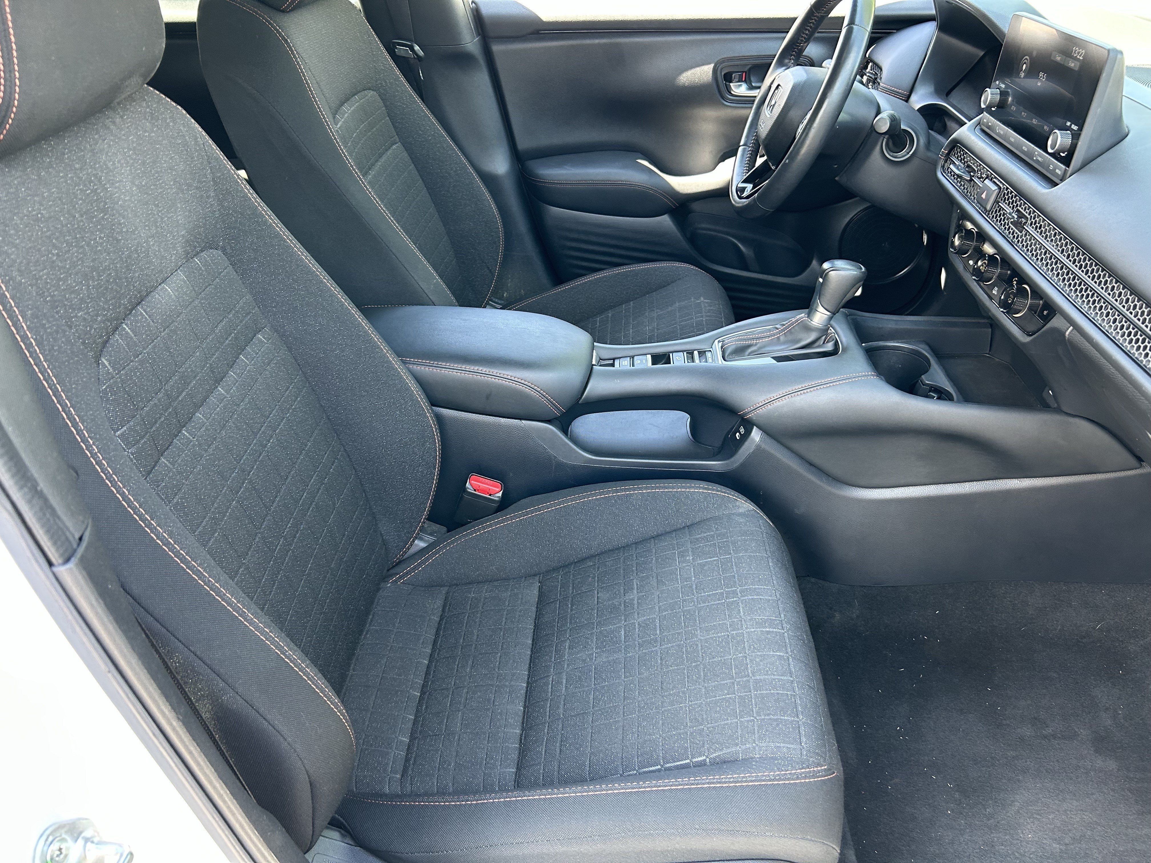 Used 2024 Honda HR-V Sport image 9