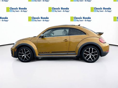 Used 2017 Volkswagen Beetle 1.8T Dune FWD image 4