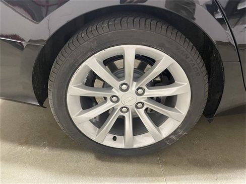 Used 2016 Cadillac CTS Premium image 10