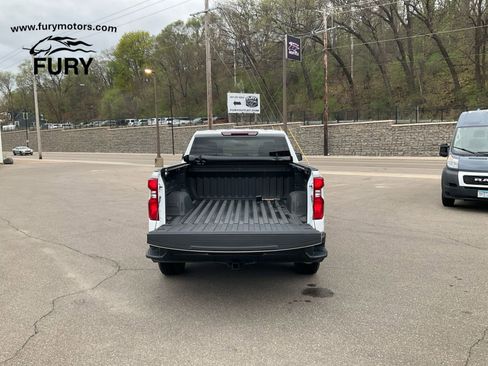 Used 2025 Chevrolet Silverado 1500 W/T w/ Z71 Off-Road Package AWD/4WD image 27