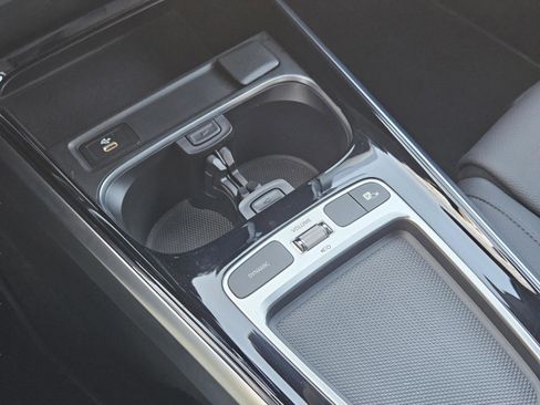 Used 2026 Mercedes-Benz GLB 250 image 15