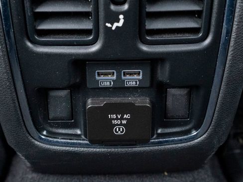 Used 2021 Jeep Grand Cherokee Limited image 43