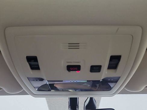 Used 2016 Lexus ES 350 w/ Navigation System Package FWD image 32