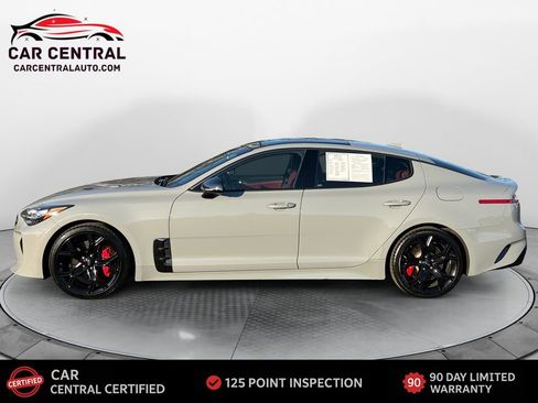 Used 2021 Kia Stinger GT2 image 2