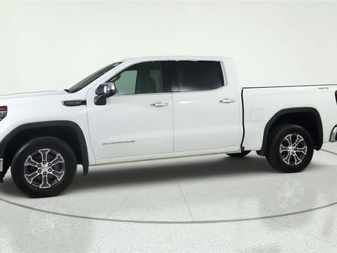 Used 2025 GMC Sierra 1500 SLT AWD/4WD image 2