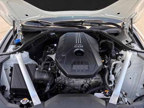 Used 2023 Genesis G70 2.0T w/ Sport Prestige Package AWD/4WD image 9