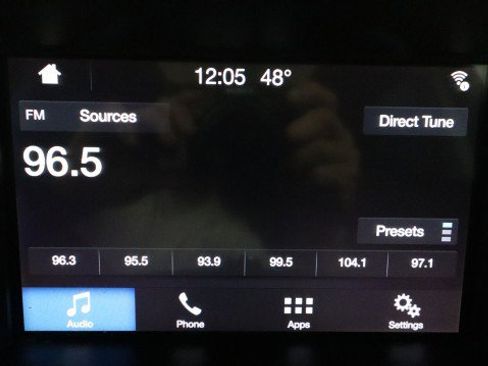 Used 2019 Ford Escape SEL image 15