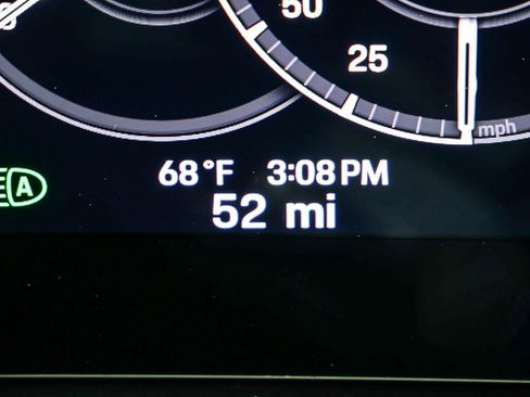 New 2026 Porsche Cayenne GTS image 9