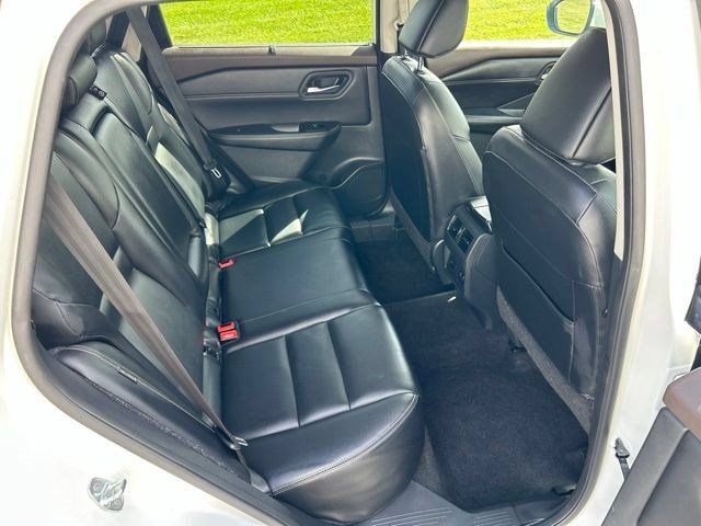 Used 2023 Nissan Rogue SL w/ SL Premium Package AWD/4WD image 48
