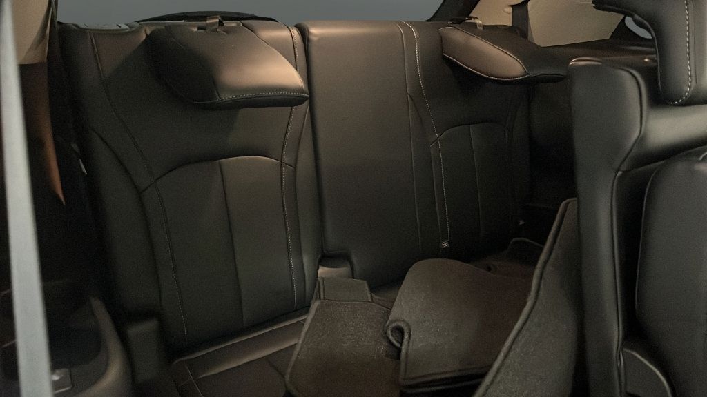 Used 2023 INFINITI QX60 Luxe w/ Cargo Package AWD/4WD image 27