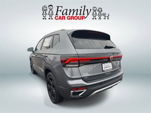 New 2026 Volkswagen Taos SEL AWD/4WD image 4