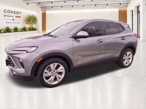 Certified 2026 Buick Encore GX Preferred w/ Advanced Technology Package FWD image 5