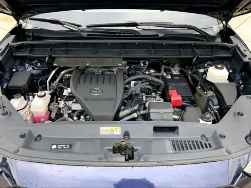 Used 2023 Toyota Highlander XSE FWD image 30