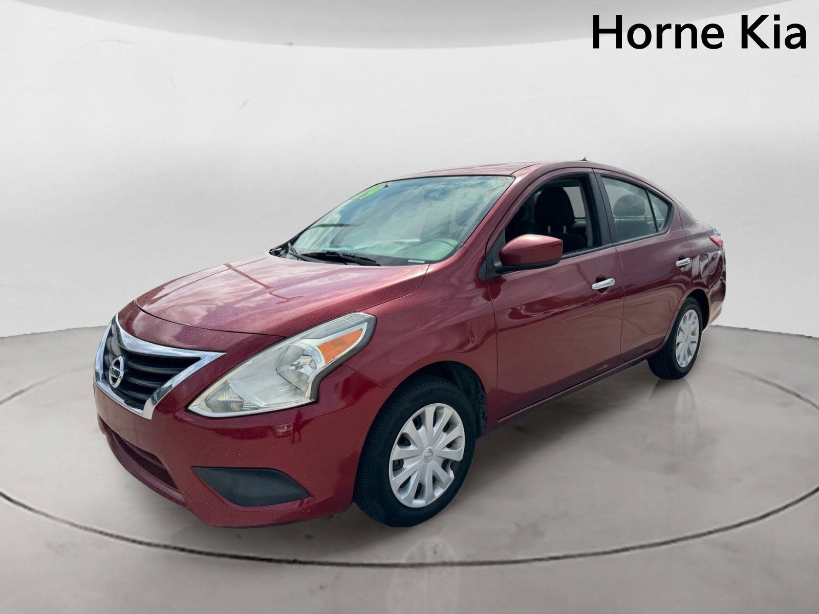 Used 2019 Nissan Versa SV FWD image 7