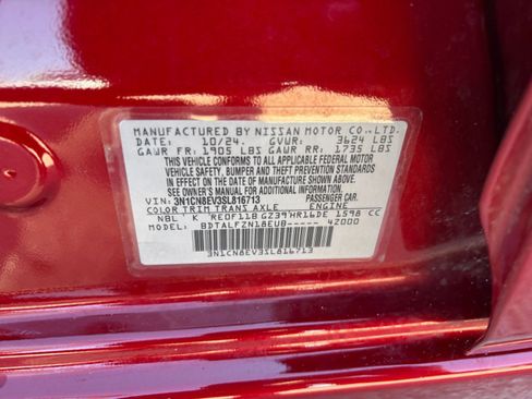 Used 2025 Nissan Versa SV image 27