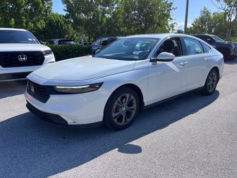 Used 2024 Honda Accord SE image 3