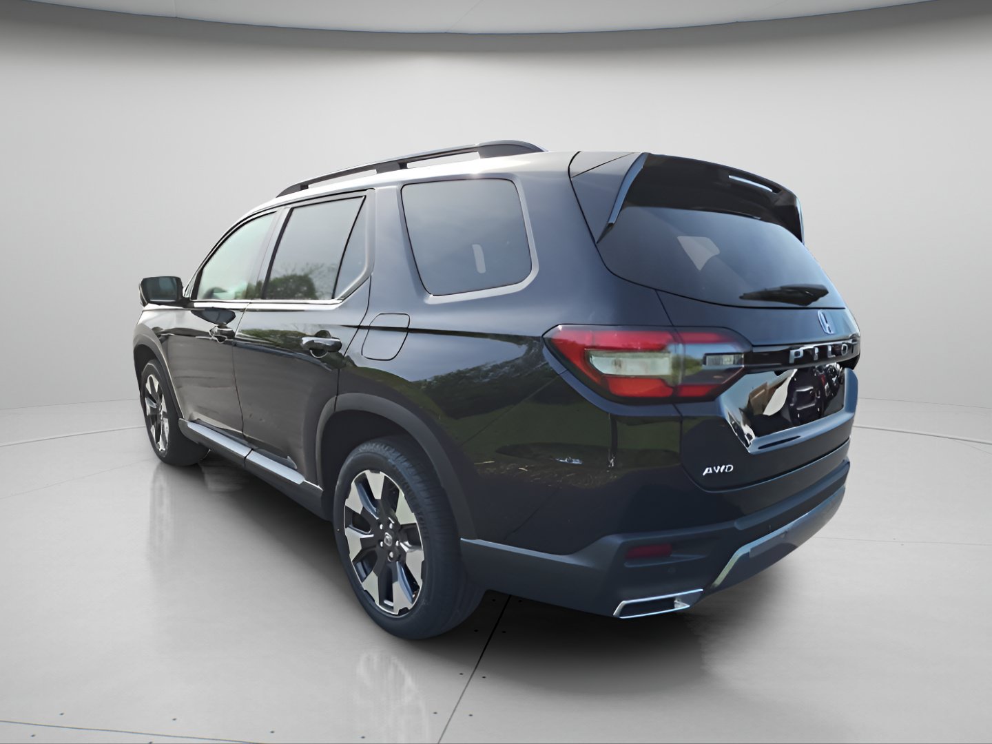New 2026 Honda Pilot Touring image 4
