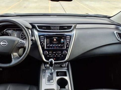 Used 2024 Nissan Murano SV w/ SV Midnight Edition Package image 24