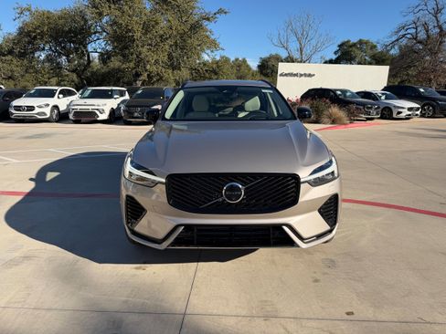 New 2026 Volvo XC60 T8 Ultra w/ Protection Package Premier image 6