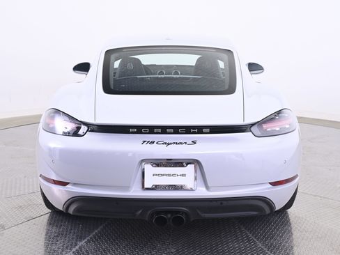 Certified 2024 Porsche 718 Cayman S RWD image 6