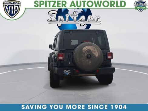 Used 2020 Jeep Wrangler Unlimited Sahara AWD/4WD image 7
