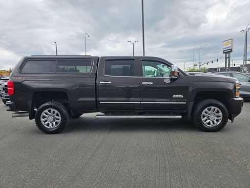 Used 2019 Chevrolet Silverado 3500 High Country w/ Duramax Plus Package AWD/4WD image 2