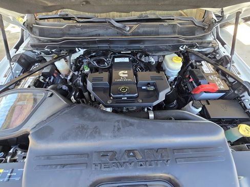 Used 2020 RAM 2500 Laramie w/ Chrome Appearance Group image 45