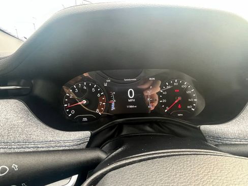 Used 2024 Jeep Compass Latitude AWD/4WD image 13