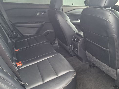 Used 2023 Nissan Rogue SL w/ SL Premium Package AWD/4WD image 22