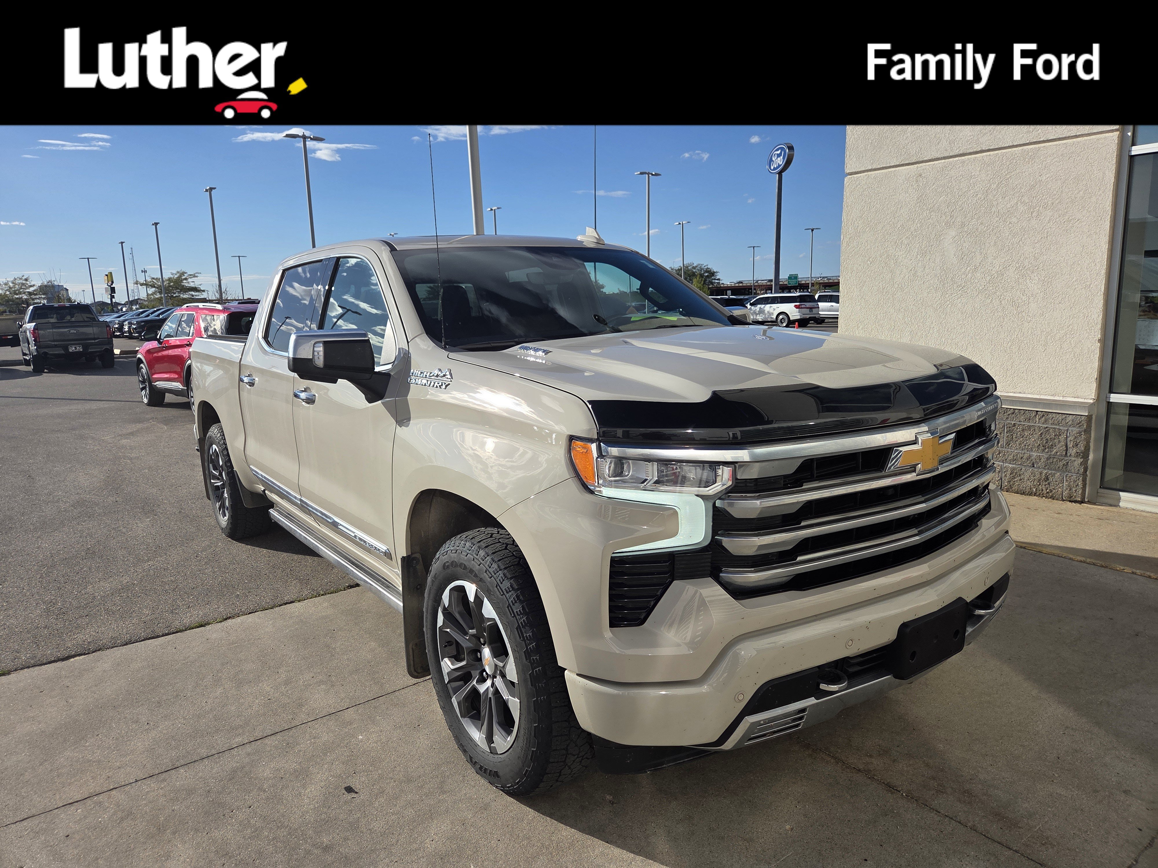 Used 2026 Chevrolet Silverado 1500 High Country w/ Technology Package AWD/4WD image 1