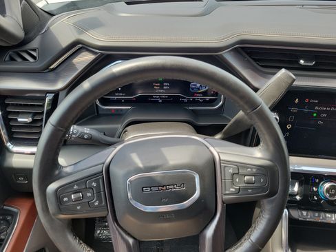 Used 2024 GMC Sierra 3500 Denali Ultimate AWD/4WD image 22