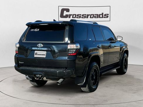 Used 2021 Toyota 4Runner SR5 Premium image 5