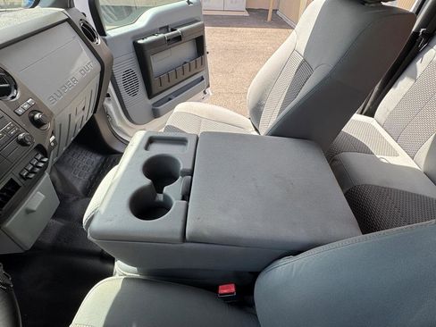 Used 2016 Ford F250 XL w/ Power Equipment Group AWD/4WD image 21