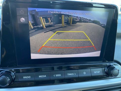 Used 2024 Kia Forte LXS image 11