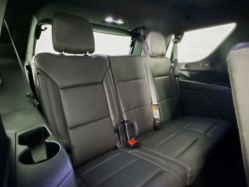 Used 2025 Chevrolet Tahoe LT AWD/4WD image 27