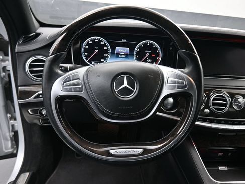 Used 2016 Mercedes-Benz S 550 4MATIC Sedan image 15